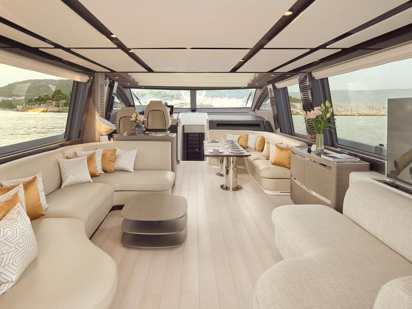 Rogoznica Motoryacht 4 Kabine 8 Liegeplätze 8 Gäste 24.63 m Nummer des Inserats: #28732 2