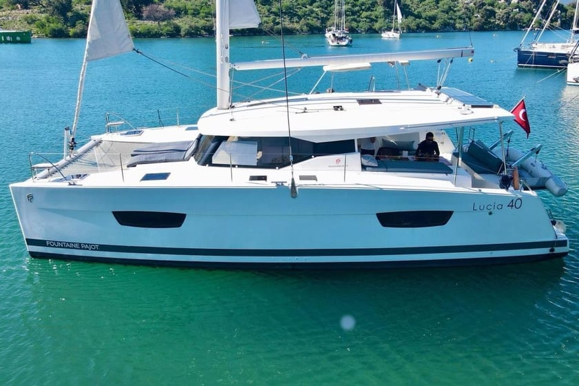 Gocek Catamaran Cabine 4  8  slaapplaatsen 10  gasten 12 m Lijstnummer: #28733 4