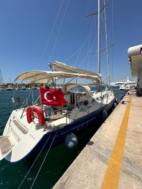 Didim Velero Cabina 3  6  literas 6  invitados 15 m Número de anuncio: #28748