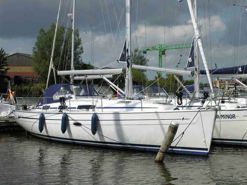 Lemmer Voilier Cabine 3  Couchettes 7  Invités 7  11.72 m Numéro de l'annonce: #289