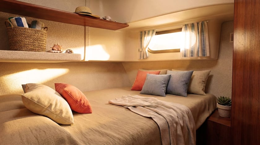 Le Somail Motorboat 3 cabin 9 berths 9 guests 11.1 m Listing Number: #29058 4