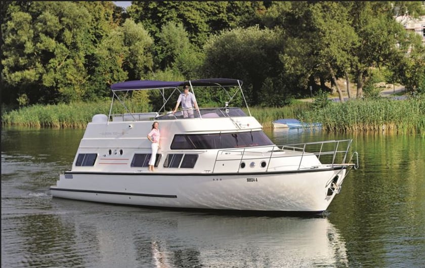Fürstenberg Motorboat 3 cabin 6 berths 6 guests 14 m Listing Number: #29237