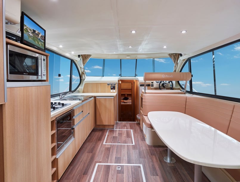 Bellegarde Motorboat 2 cabin 6 berths 6 guests 13.5 m Listing Number: #29328 2