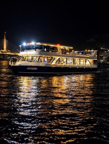 Eminonu Yate a motor   150  invitados 24 m Número de anuncio: #29342 3