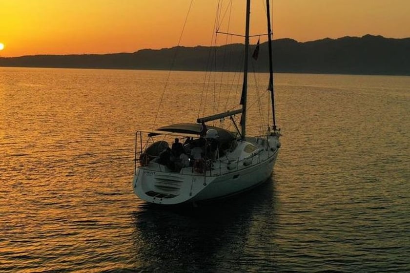 Marmaris Sailboat 3 cabin 6 berths 6 guests 54 ft Listing Number: #29343 3