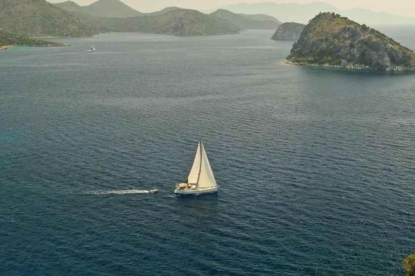 Marmaris Sailboat 3 cabin 6 berths 6 guests 54 ft Listing Number: #29343 5