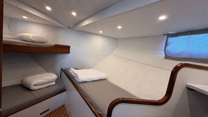 Mittersheim Sürat Teknesi 4 kabin Konaklama 10 kişi Seyir 12 kişi 12.93 m İlan No: #29355 3