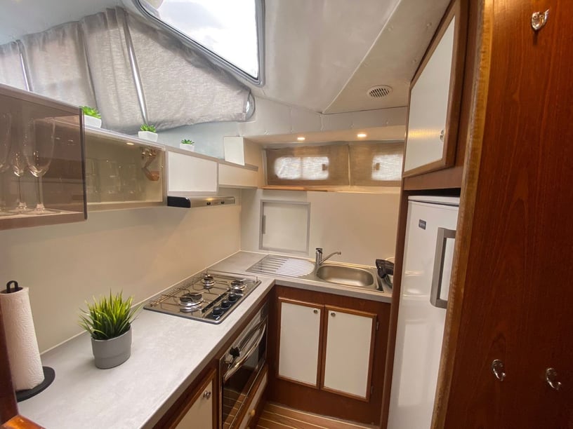 Mittersheim Sürat Teknesi 3 kabin Konaklama 7 kişi Seyir 9 kişi 11.06 m İlan No: #29359 3