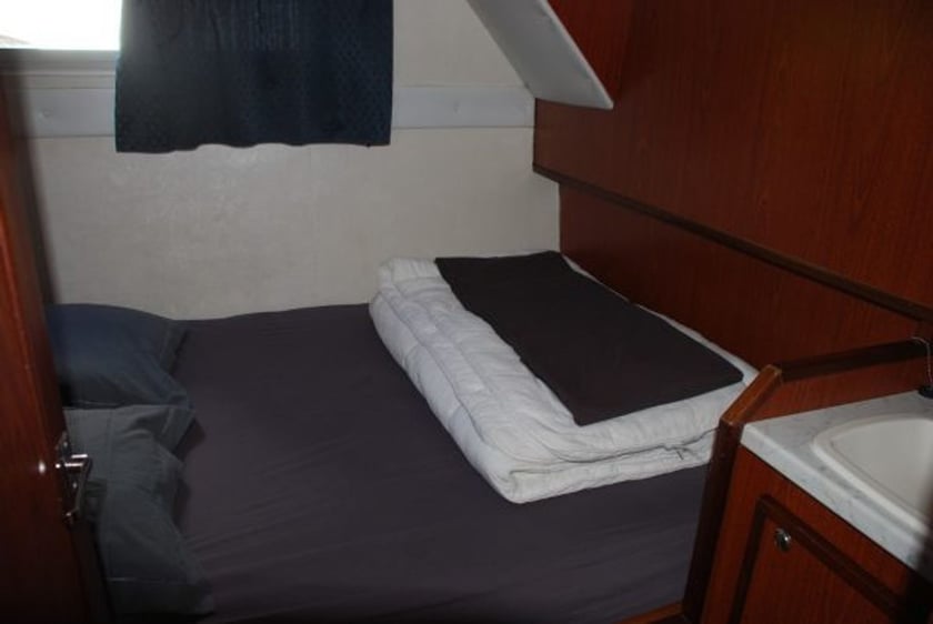 Savoyeux Sürat Teknesi 4 kabin Konaklama 10 kişi Seyir 12 kişi 12.93 m İlan No: #29364 4