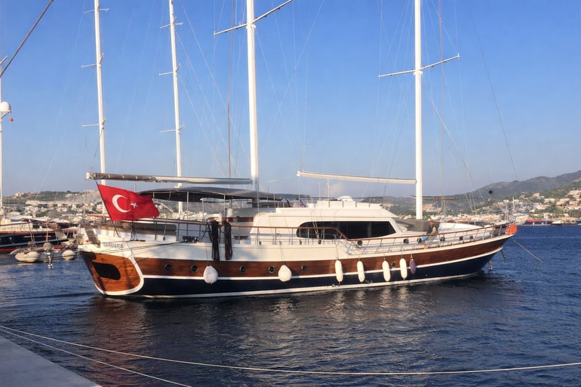 Marmaris Gulet 6 cabin 12 berths 12 guests 34 m Listing Number: #29372 3