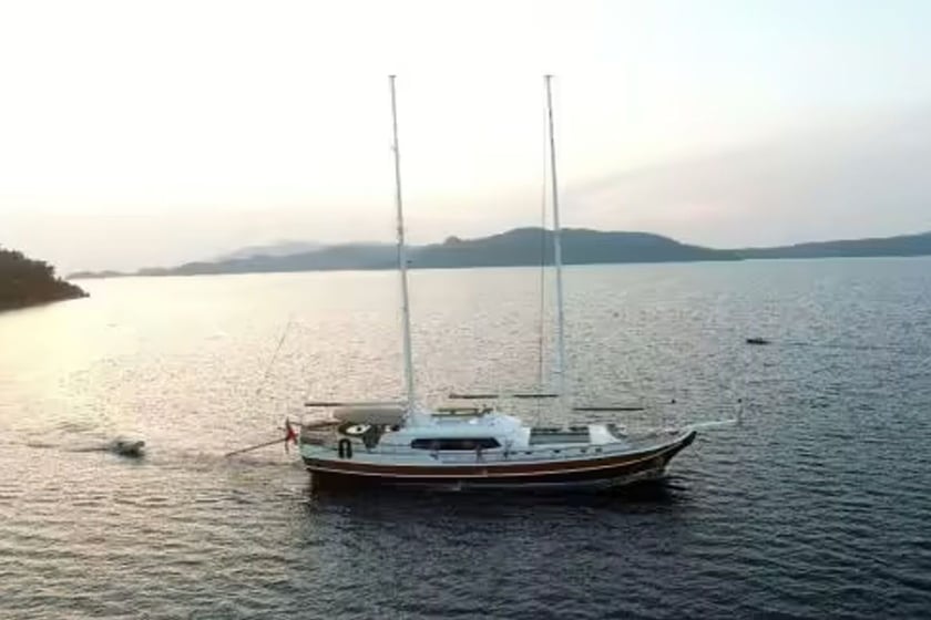 Marmaris Gulet 6 cabin 12 berths 12 guests 34 m Listing Number: #29372 2