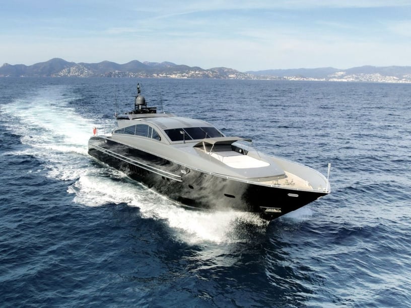 Cannes Motorjacht Cabine 4  10  slaapplaatsen 12  gasten 26.88 m Lijstnummer: #29374