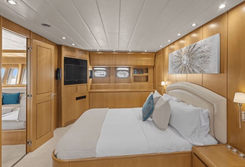 Grimaud Motorjacht Cabine 3  6  slaapplaatsen 12  gasten 26.88 m Lijstnummer: #29375 3