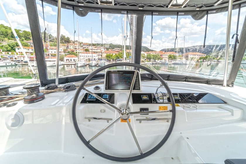 Skradin Katamaran 6 kabin Konaklama 12 kişi Seyir 12 kişi 13.99 m İlan No: #29384 5