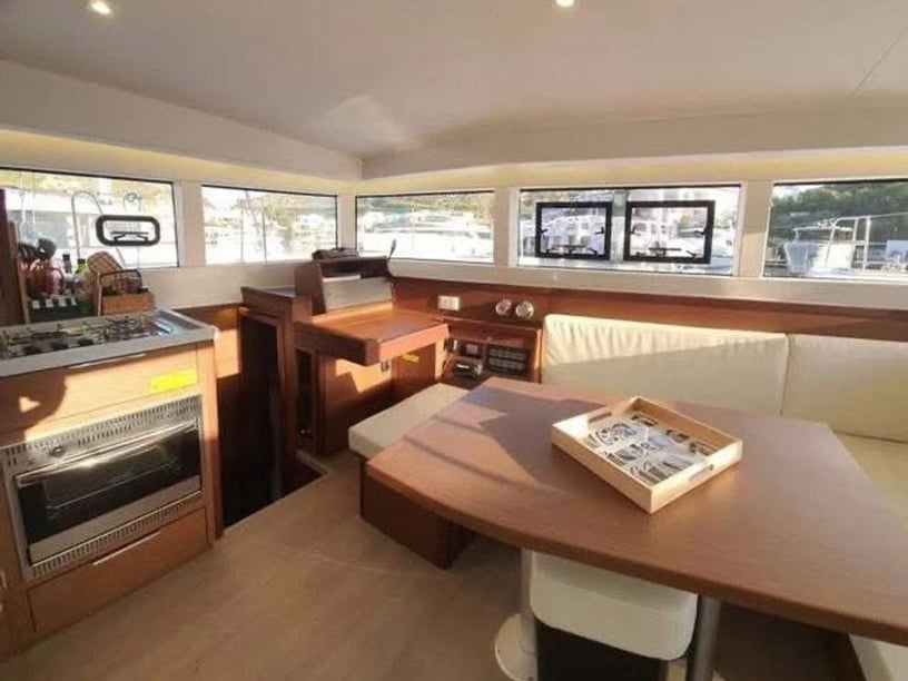 Palau Catamaran 4 cabin 10 berths 10 guests 11.74 m Listing Number: #29401 2