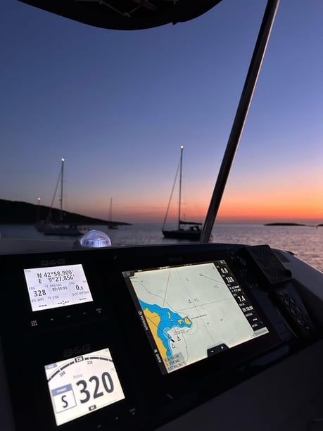 Palau Catamaran 4 cabin 10 berths 10 guests 11.74 m Listing Number: #29401 4