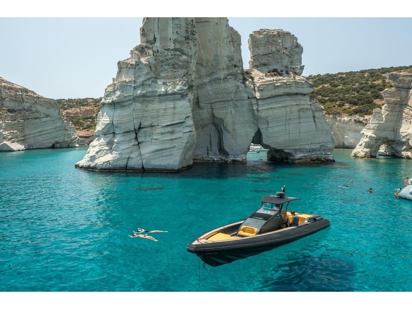 Lavrion Motoscafo cabina 1   10  ospiti 12 m Numero dell'inserzione: #29412