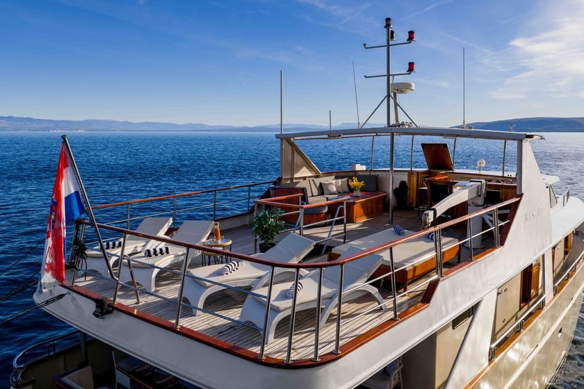 Rijeka Motor Yacht 6 cabin 12 berths 12 guests 25.5 m Listing Number: #29413 5