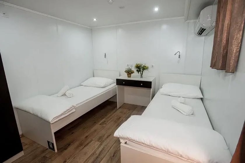 Trogir Motor Yacht 18 cabin 36 berths 36 guests 39.5 m Listing Number: #29415 3