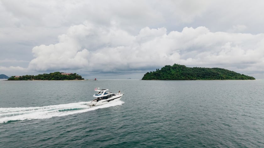 Phuket Yate a motor Cabina 3  6  literas 6  invitados 16.2 m Número de anuncio: #29416 3