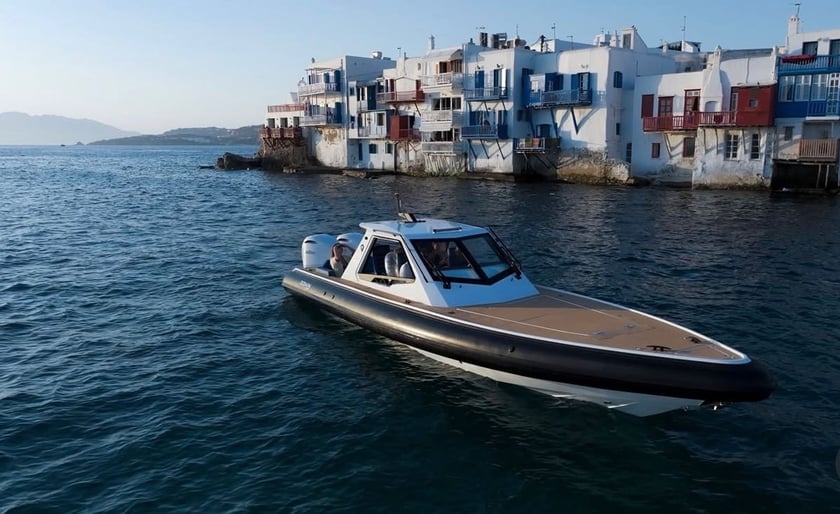 Mykonos Motorboot 1 Kabine 2 Liegeplätze 9 Gäste 35 ft Nummer des Inserats: #29423