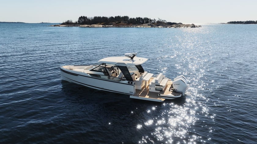 Sitges - Barcelone Bateau à moteur Cabine 1  Couchettes 2  Invités 8  10.28 m Numéro de l'annonce: #29428 3