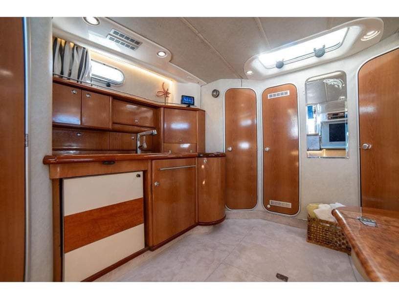 Ornos Motorboat 3 cabin 6 berths 6 guests 11.3 m Listing Number: #29433 2