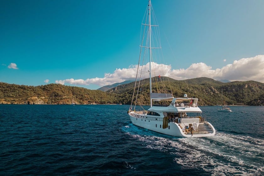 Fethiye Motoryat 5 kabin Konaklama 10 kişi Seyir 10 kişi 35 m İlan No: #29445 5