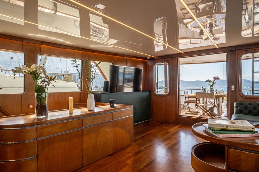 Salamina Motoryacht 4 Kabine 8 Liegeplätze 8 Gäste 24 m Nummer des Inserats: #29446 5