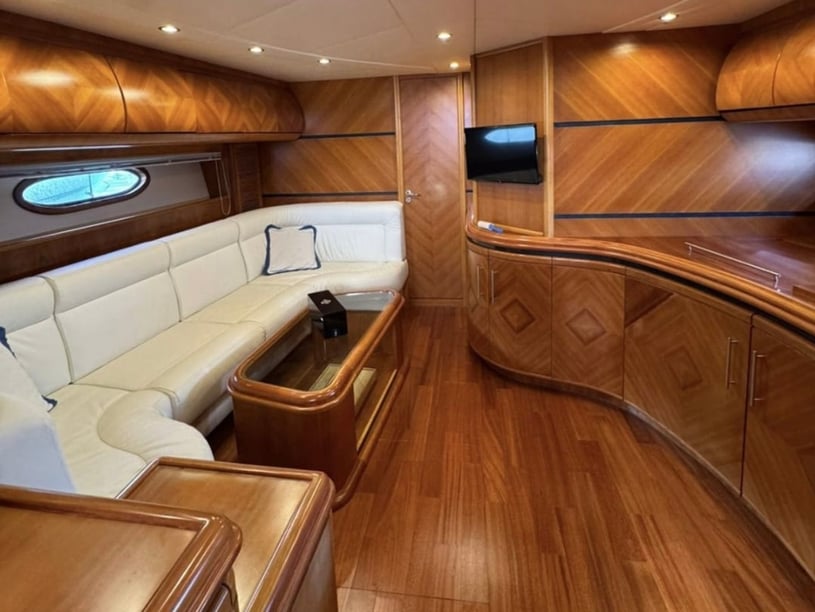 Salerno Catamarán Cabina 2  4  literas 4  invitados 17.4 m Número de anuncio: #29449 2