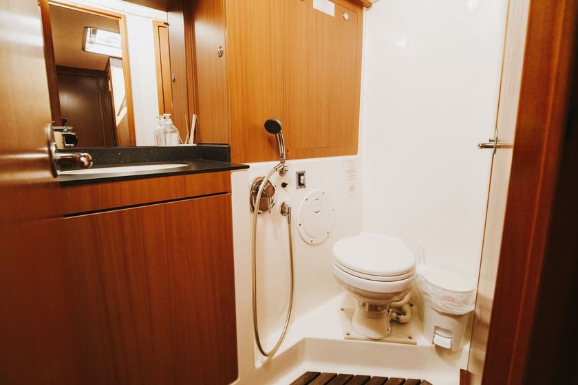 Santa Cruz de Tenerife Sailboat 4 cabin 10 berths 12 guests 16.75 m Listing Number: #29456 3