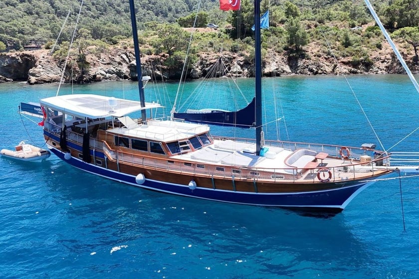 Fethiye Gulet Cabine 7  16  slaapplaatsen 16  gasten 24 m Lijstnummer: #29472