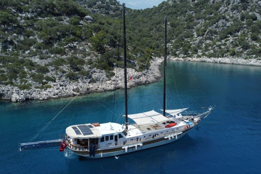 Fethiye Gulet Cabine 6  14  slaapplaatsen 14  gasten 25 m Lijstnummer: #29476