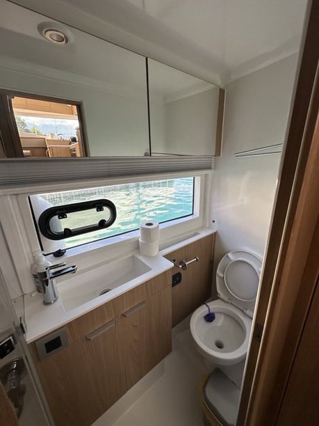 Tivat Katamaran 6 kabin Konaklama 10 kişi Seyir 10 kişi 11.78 m İlan No: #29541 4