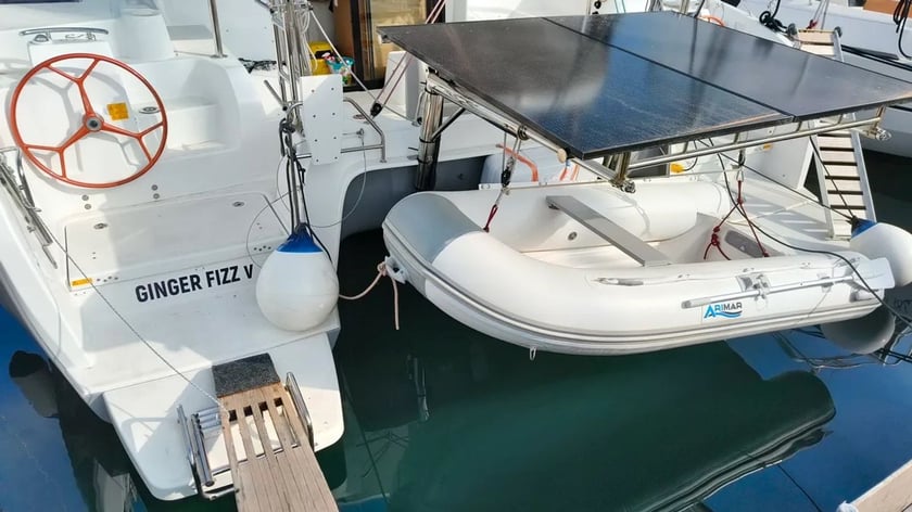 Pula Catamaran 6 cabin 10 berths 10 guests 11.33 m Listing Number: #29542 4