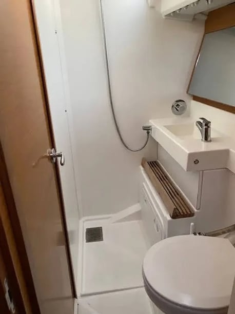Paros Voilier Cabine 4  Couchettes 10  Invités 10  13.39 m Numéro de l'annonce: #29547 4