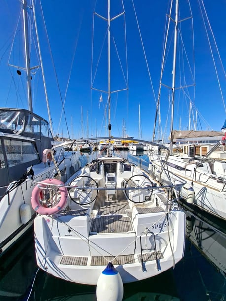 Propriano Yelkenli 3 kabin Konaklama 8 kişi Seyir 8 kişi 11.75 m İlan No: #29560 5