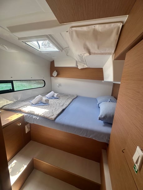 Tivat Katamaran 6 kabin Konaklama 10 kişi Seyir 10 kişi 11.33 m İlan No: #29612 3