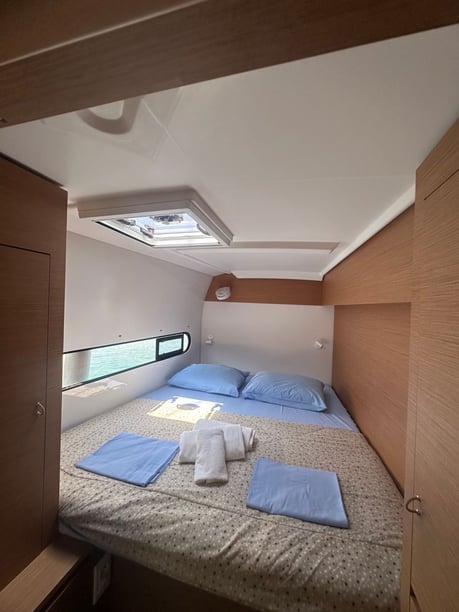 Tivat Katamaran 6 kabin Konaklama 10 kişi Seyir 10 kişi 11.33 m İlan No: #29612 5