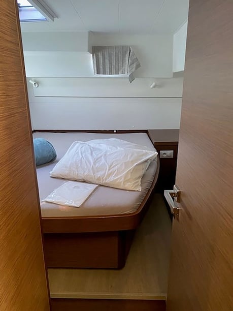 Bormes-les-Mimosas Katamaran 4 kabin Konaklama 10 kişi Seyir 10 kişi 11.74 m İlan No: #29620 5