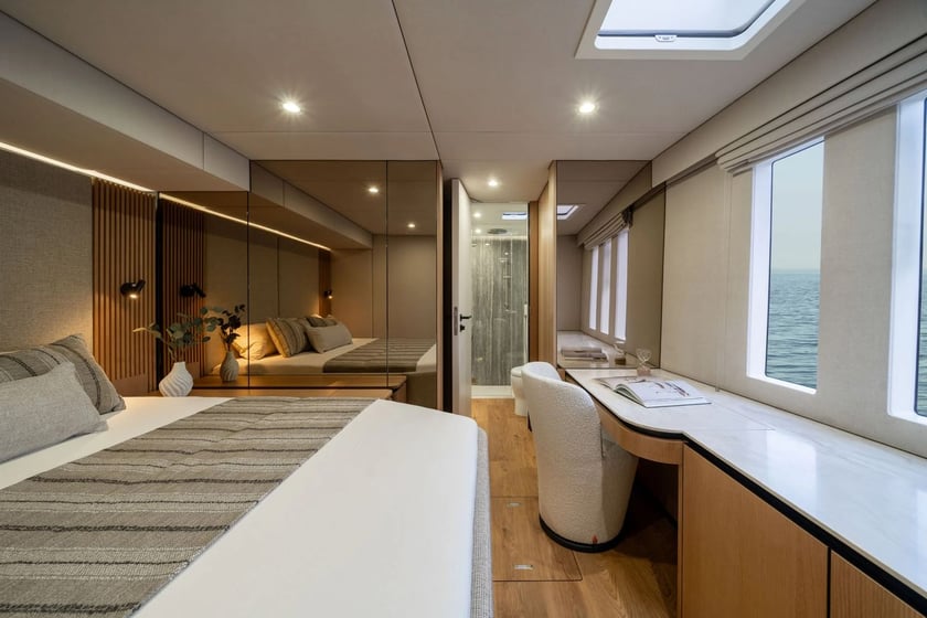 Olbia Catamaran Cabine 4  8  slaapplaatsen 8  gasten 21.34 m Lijstnummer: #29629 4