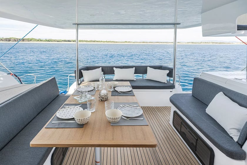 Marmaris Catamaran 4 cabin 8 berths 8 guests 11.9 m Listing Number: #29652 4