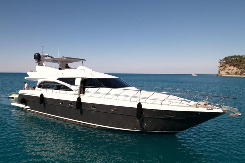 Antalya Yacht à moteur Cabine 4  Couchettes 8  Invités 10  24 m Numéro de l'annonce: #29714