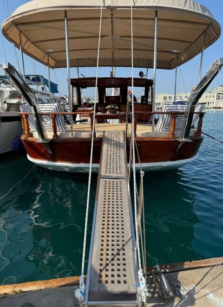 Kuşadası Gulet   Seyir 10 kişi 15 m İlan No: #29727 4