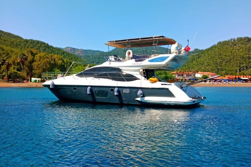 Marmaris Motor Yacht 3 cabin 6 berths 6 guests 15 m Listing Number: #29728 3