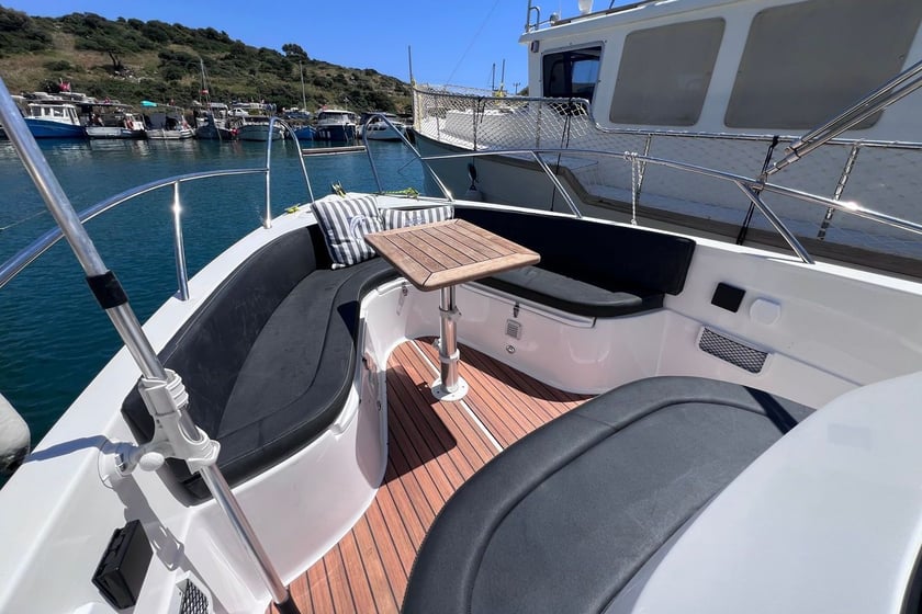 Bodrum Motoscafo   5  ospiti 7 m Numero dell'inserzione: #29758 4