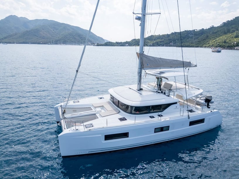 Marmaris Catamaran 4 cabin 8 berths 8 guests 14.5 m Listing Number: #29772