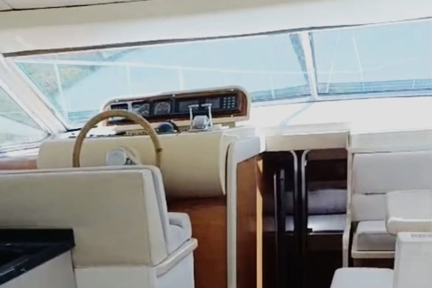 Marmaris Yacht a motore cabina 3  cuccette 6  6  ospiti 16 m Numero dell'inserzione: #29794 5