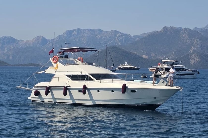 Marmaris Yacht à moteur Cabine 3  Couchettes 6  Invités 6  16 m Numéro de l'annonce: #29794 4