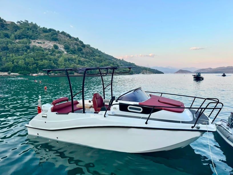 Göcek Motorboot   5 Gäste 5.65 m Nummer des Inserats: #29795 5